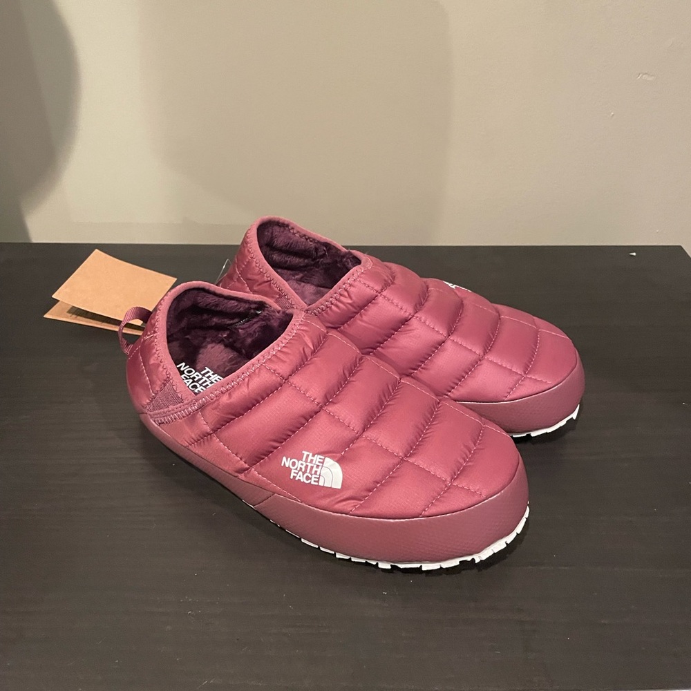 North face puffer shoes